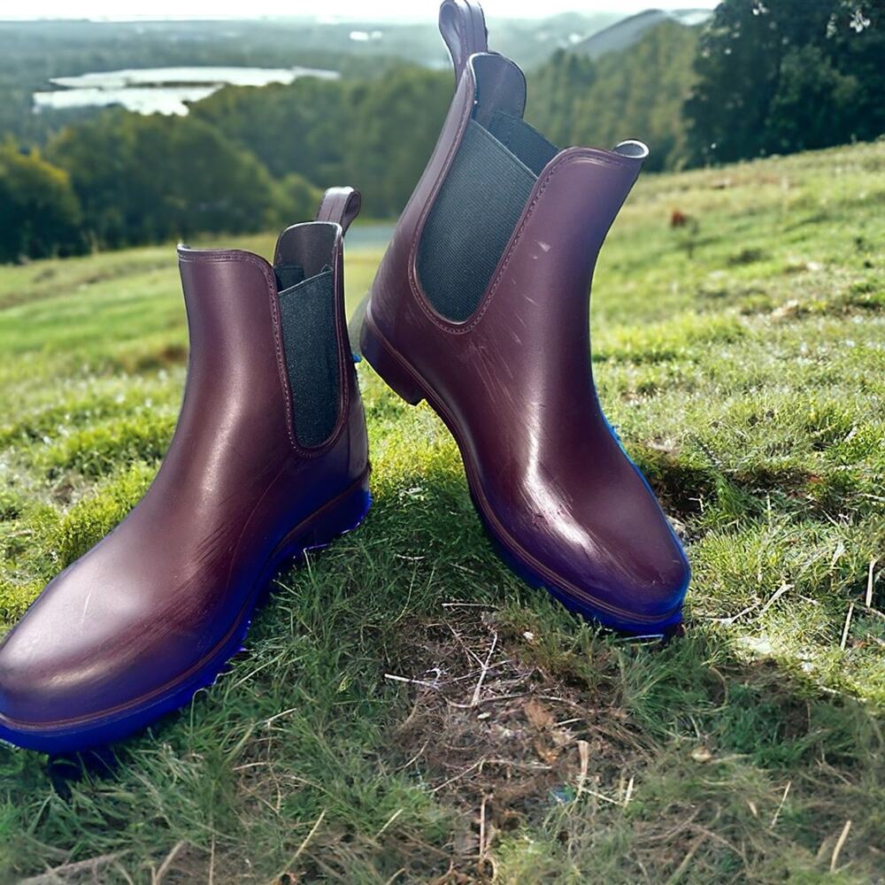 Target A New Day Chelsea Rain Boots Wine 5 EUC